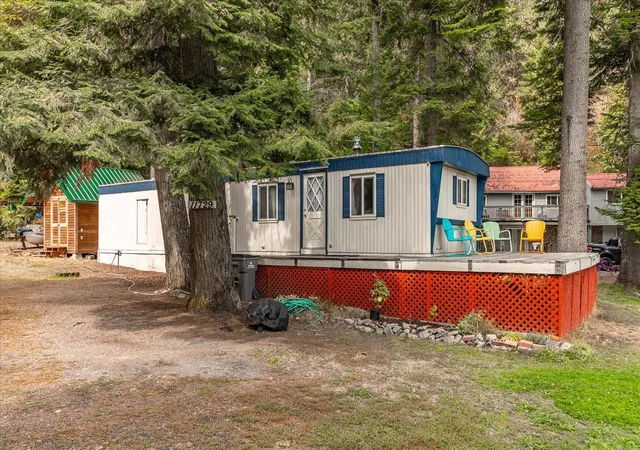 Photo 4 of Manufactured home for sale at 11729 N Honeymoon Bay Rd, Newman Lake, WA 99025 | MLS# 202624165 | Listing updated on 2026-09-18