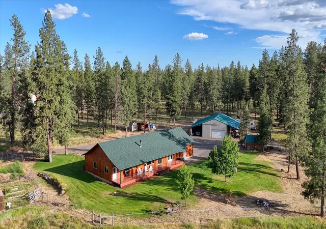 Single family home for sale at 1329 W Paradise Rd, Spokane, WA 99224 | MLS# 202624182