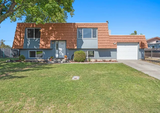 Photo 3 of Single family home for sale at 12505 E 31st Avenue, Spokane Valley, WA | MLS# 202624184 | Listing updated on 2026-09-18