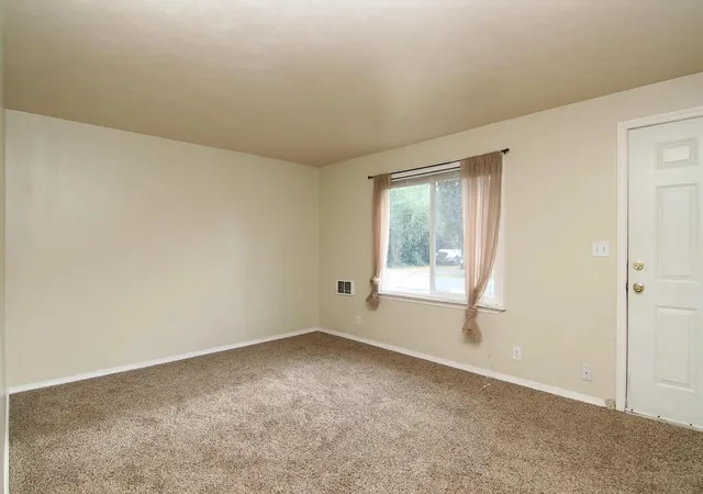 Photo 3 of Multi family home for sale at 904 N Felts Rd, Spokane Valley, WA 99206 | MLS# 202624198 | Listing updated on 2026-09-22