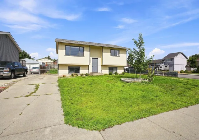 Photo 3 of Single family home for sale at 3227 E Garnet Ave, Spokane, WA 99217 | MLS# 202624210 | Listing updated on 2026-09-22