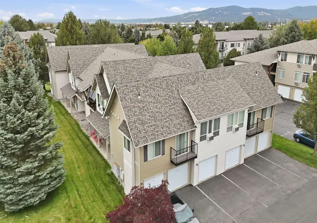 Photo 2 of Condo for sale at 22855 E Country Vista Dr, Liberty Lake, WA 99019 | MLS# 202624237 | Listing updated on 2026-09-23