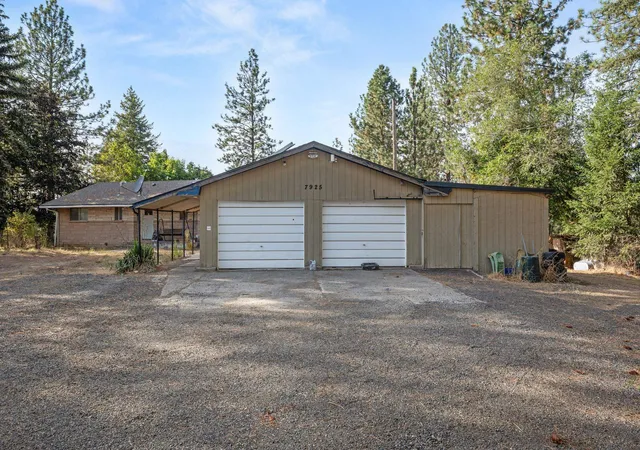 Photo 2 of Sale Pending at 7925 N Scott Rd, Spokane, WA 99217 | MLS# 202624252 | Listing updated on 2026-09-22