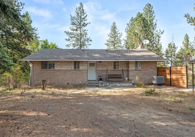 Photo 3 of Sale Pending at 7925 N Scott Rd, Spokane, WA 99217 | MLS# 202624252 | Listing updated on 2026-09-22