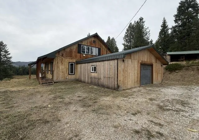 Single family home for sale at 4395 Hesseltine Rd, Valley, WA 99181 | MLS# 202624265