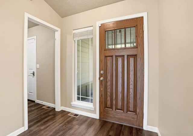 Photo 3 of Single family home for sale at 1907 S Cyn Woods Ln, Spokane, WA 99224 | MLS# 202624270 | Listing updated on 2026-10-22
