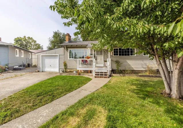 Photo 1 of Single family home for sale at 2111 N Sycamore St, Spokane, WA 99217 | MLS# 202624279 | Listing updated on 2026-09-22