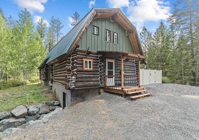 Photo 3 of Single family home for sale at 1150 C Twelve Mile Rd, Addy, WA 99101 | MLS# 202624284 | Listing updated on 2026-09-22