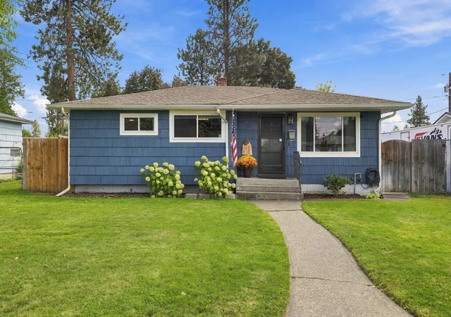 Photo 1 of Single family home for sale at 1331 W Nebraska Ave, Spokane, WA 99205 | MLS# 202624293 | Listing updated on 2026-10-07