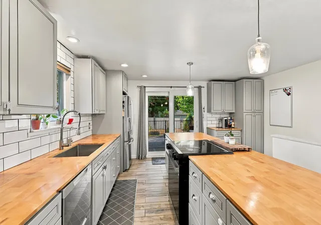 Photo 2 of Single family home for sale at 1331 W Nebraska Ave, Spokane, WA 99205 | MLS# 202624293 | Listing updated on 2026-10-07