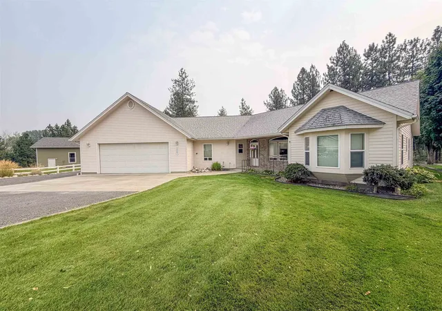 Single family home for sale at 1555 S Meyers St, Kettle Falls, WA 99141 | MLS# 202624294