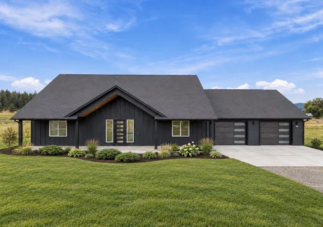 Photo 1 of Single family home for sale at 3942l Garden Spot Rd, Loon Lake, WA 99148 | MLS# 202624296 | Listing updated on 2026-10-09