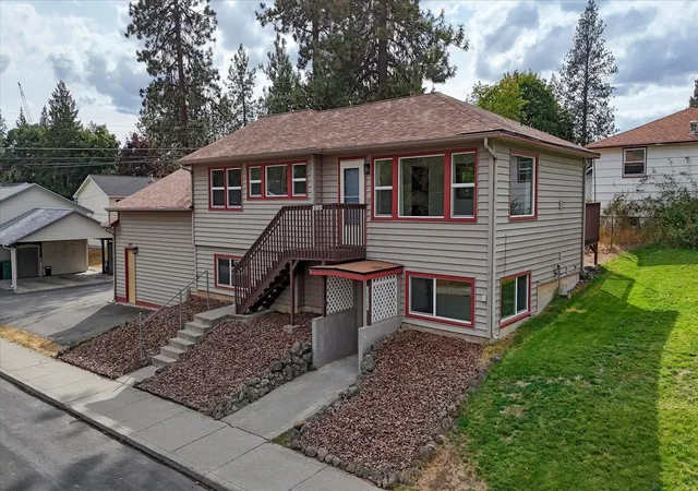 Photo 2 of Sale Pending at 3030 E 33rd Avenue, Spokane, WA 99223 | MLS# 202624297 | Listing updated on 2026-09-23