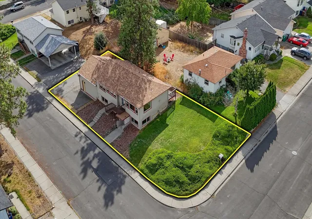 Photo 4 of Sale Pending at 3030 E 33rd Avenue, Spokane, WA 99223 | MLS# 202624297 | Listing updated on 2026-09-23