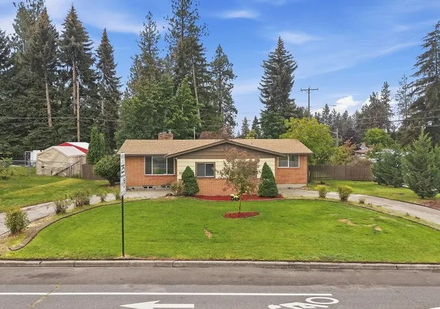 Photo 2 of Single family home for sale at 621 W Greta Ave, Spokane, WA 99208 | MLS# 202624321 | Listing updated on 2026-10-24