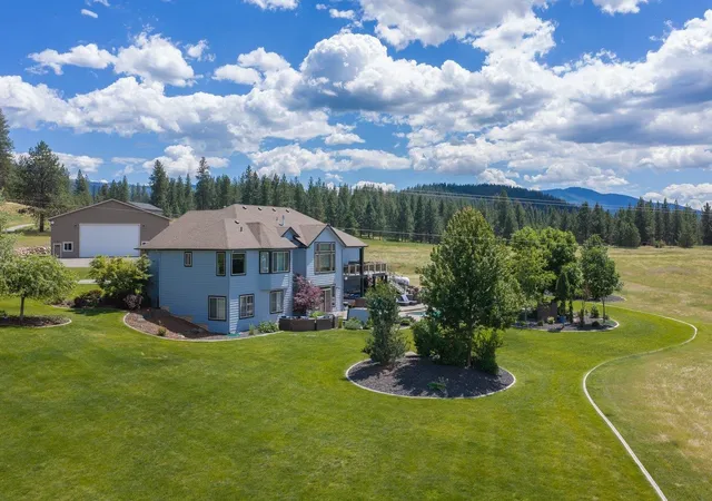 Single family home for sale at 2505 N Rocky Hl Ln, Liberty Lake, WA 99019 | MLS# 202624334