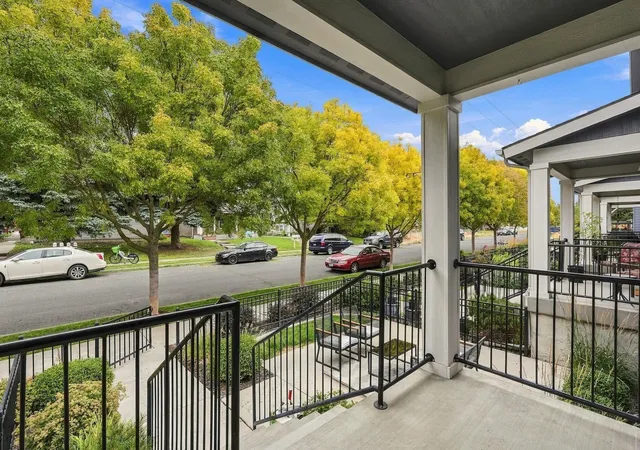 Photo 2 of Single family home for sale at 2121 W Bridge Ave, Spokane, WA 99201 | MLS# 202624336 | Listing updated on 2026-10-07