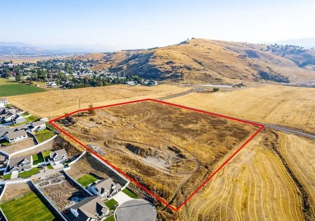 Photo 3 of Sale Pending at 14xx S Henry Rd, Greenacres, WA 99016 | MLS# 202624377 | Listing updated on 2026-09-17