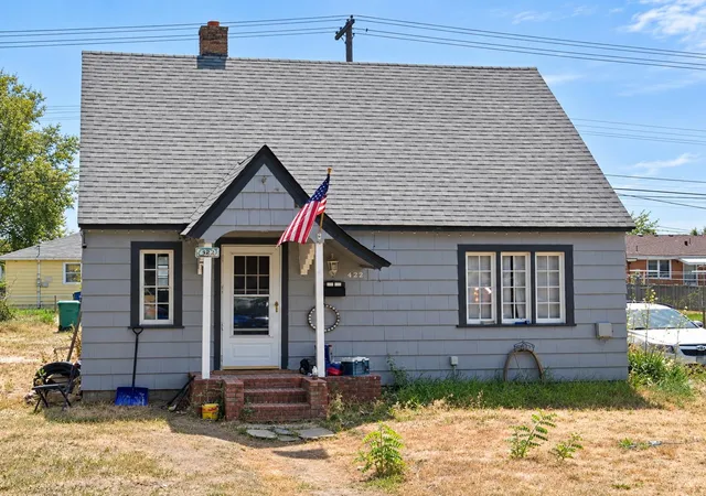 Photo 1 of Sale Pending at 422 E Rich Ave, Spokane, WA 99207 | MLS# 202624378 | Listing updated on 2026-09-17