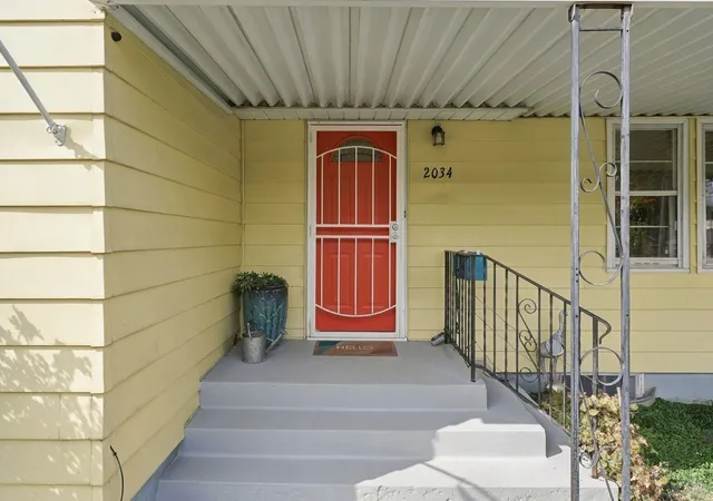 Photo 3 of Single family home for sale at 2034 S Freya St, Spokane, WA 99223 | MLS# 202624380 | Listing updated on 2026-09-24