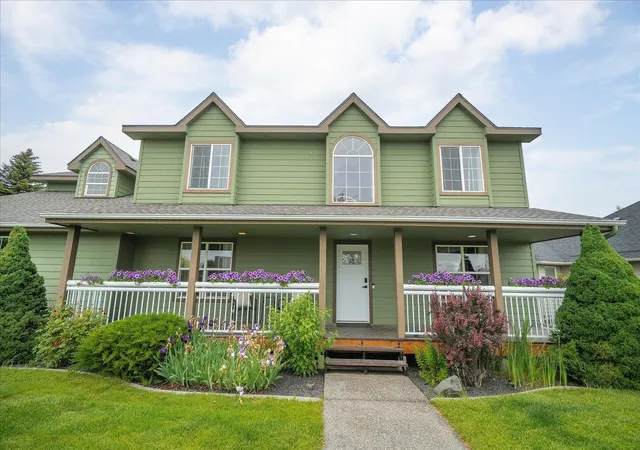 Photo 2 of Single family home for sale at 17201 E Galaxy Ln, Greenacres, WA 99016 | MLS# 202624381 | Listing updated on 2026-10-06