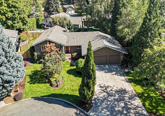 Single family home for sale at 3609 S Eastgate Ct, Spokane, WA 99203 | MLS# 202624432