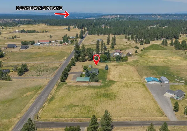 Photo 2 of Single family home for sale at 8711 S Cedar Rd, Spokane, WA 99224 | MLS# 202624452 | Listing updated on 2026-10-22