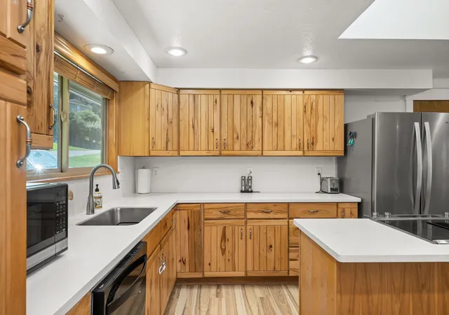 Photo 3 of Single family home for sale at 2110 S Conklin Rd, Spokane Valley, WA 99037 | MLS# 202624465 | Listing updated on 2026-09-19
