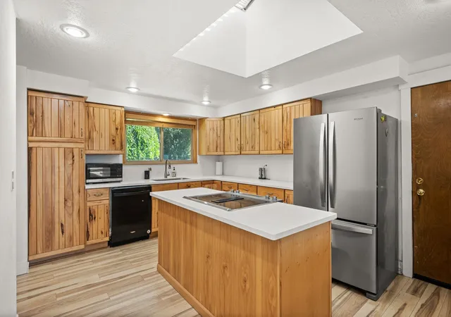 Photo 4 of Single family home for sale at 2110 S Conklin Rd, Spokane Valley, WA 99037 | MLS# 202624465 | Listing updated on 2026-09-19