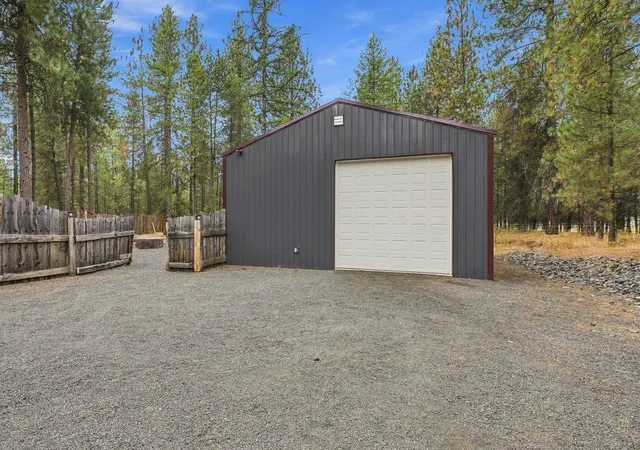 Photo 3 of Sale Pending at 32609 N Perry Rd, Deer Park, WA 99006 | MLS# 202624470 | Listing updated on 2026-09-21