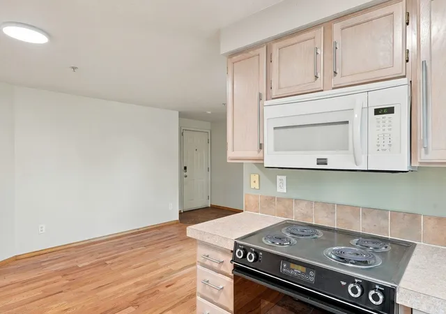 Photo 4 of Condo for sale at 639 N Riverpoint Blvd, Spokane, WA 99202 | MLS# 202624471 | Listing updated on 2026-09-19