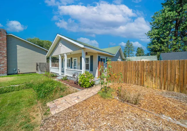 Photo 4 of Single family home for sale at 3518 W Hoffman Ave, Spokane, WA 99205 | MLS# 202624475 | Listing updated on 2026-09-26