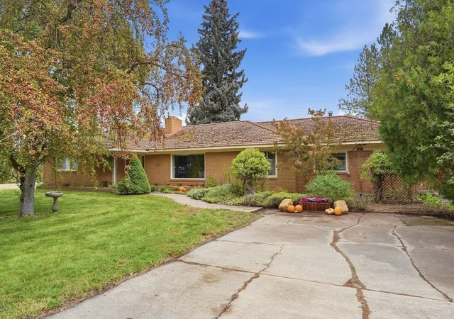 Photo 2 of Single family home for sale at 2717 S Raymond Rd, Spokane Valley, WA 99206 | MLS# 202624479 | Listing updated on 2026-09-25