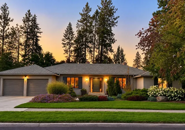Photo 1 of Single family home for sale at 1010 W Comstock Ct, Spokane, WA 99203 | MLS# 202624483 | Listing updated on 2026-09-19