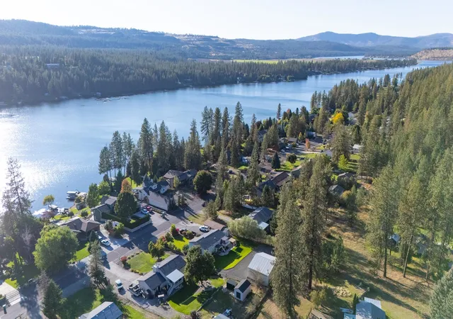 Photo 3 of Single family home for sale at 12829 W Suncrest Dr, Nine Mile Falls, WA 99026 | MLS# 202624491 | Listing updated on 2026-09-19