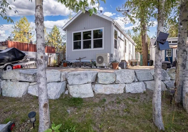 Photo 3 of Manufactured home for sale at 40631 N Sunset Dr, Loon Lake, WA 99148 | MLS# 202624502 | Listing updated on 2026-09-21