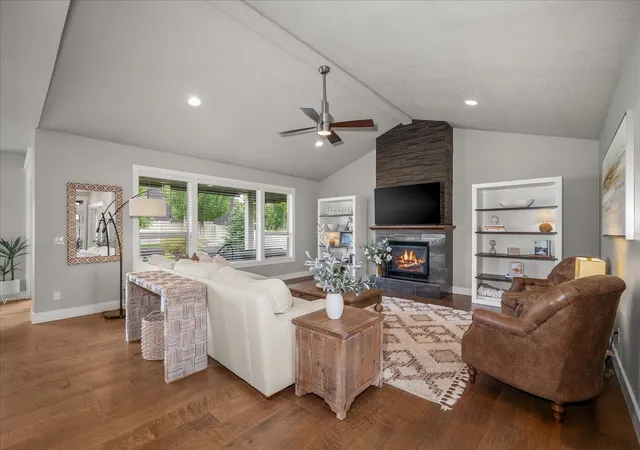 Photo 2 of Single family home for sale at 905 W Basalt Ridge Dr, Spokane, WA 99224 | MLS# 202624504 | Listing updated on 2026-09-19