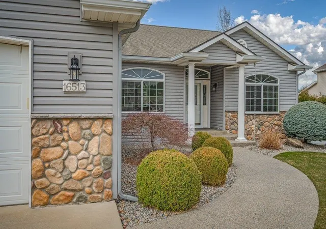 Photo 1 of Single family home for sale at 16513 E 9th Lane, Spokane Valley, WA 99037 | MLS# 202624512 | Listing updated on 2026-09-19