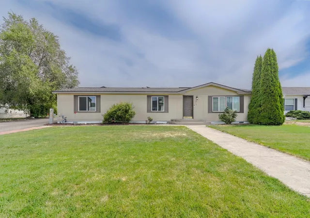 Photo 1 of Manufactured home for sale at 612 N Shamrock Rd, Spokane Valley, WA 99037 | MLS# 202624513 | Listing updated on 2026-09-19