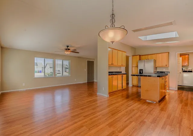 Photo 3 of Manufactured home for sale at 612 N Shamrock Rd, Spokane Valley, WA 99037 | MLS# 202624513 | Listing updated on 2026-09-19