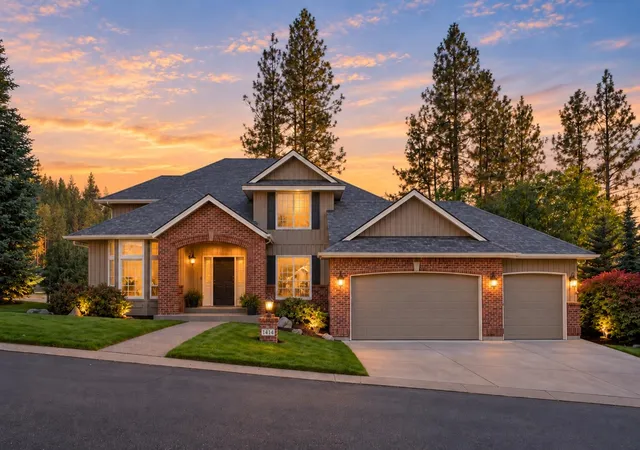 Single family home for sale at 1414 E Blackwood Ln, Spokane, WA 99223 | MLS# 202624522