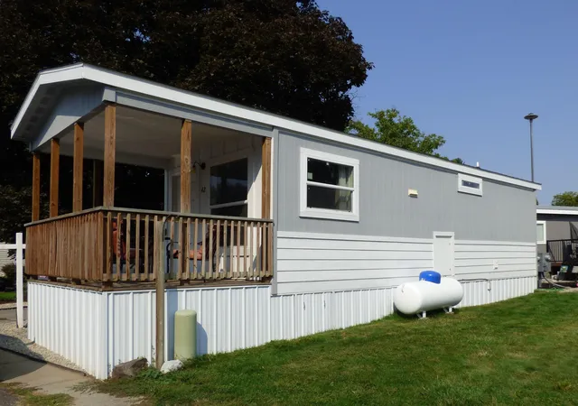Photo 3 of Manufactured home for sale at 2601 N Barker #42 Rd, Spokane Valley, WA 99027 | MLS# 202624523 | Listing updated on 2026-09-23