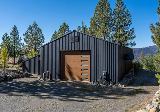 Photo 2 of Single family home for sale at 5186 Hunter Ridge Way, Hunters, WA 99137 | MLS# 202624537 | Listing updated on 2026-09-21