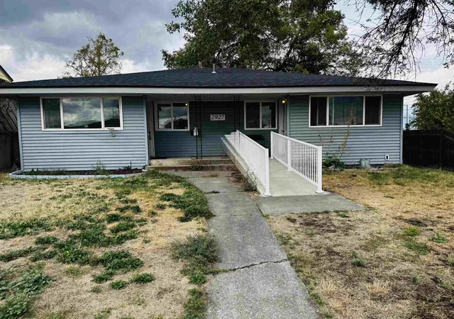 Photo 1 of Multi family home for sale at 2927 E Hoffman St, Spokane, WA 99207 | MLS# 202624540 | Listing updated on 2026-09-19