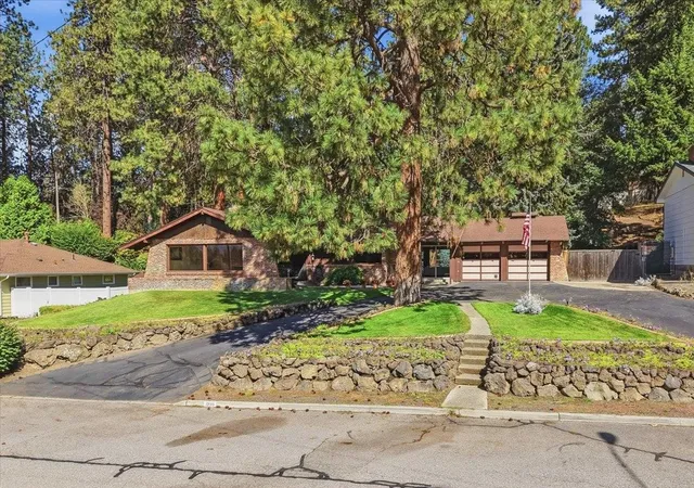 Photo 2 of Single family home for sale at 12119 E 22nd Avenue, Spokane Valley, WA 99206 | MLS# 202624543 | Listing updated on 2026-09-19