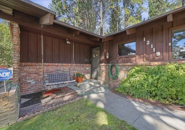 Photo 3 of Sale Pending at 12119 E 22nd Avenue, Spokane Valley, WA 99206 | MLS# 202624543 | Listing updated on 2026-09-22