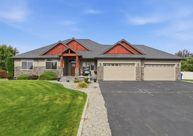 Single family home for sale at 10113 N Moss Ln, Spokane, WA 99208 | MLS# 202624550