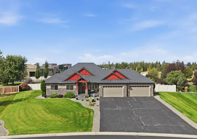 Photo 2 of Single family home for sale at 10113 N Moss Ln, Spokane, WA 99208 | MLS# 202624550 | Listing updated on 2026-09-19