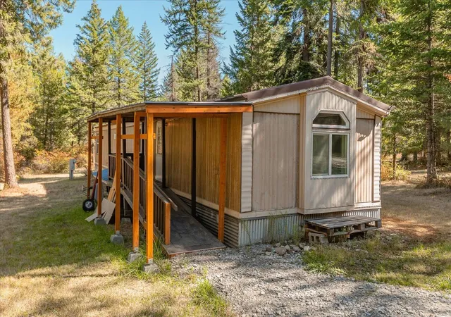 Photo 1 of Manufactured home for sale at 9608 E Ruff Ln, Chattaroy, WA 99003 | MLS# 202624565 | Listing updated on 2026-09-22