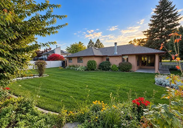 Photo 3 of Single family home for sale at 9620 N Farmdale St, Spokane, WA 99208 | MLS# 202624567 | Listing updated on 2026-09-20